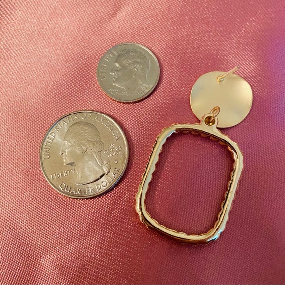 💙Gold rectangle pearl earrings - Picture 4 of 6